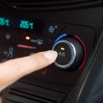 Jak dbać o klimatyzację w samochodzie?