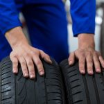 Opony z homologacją (OE) a trwałość napędu 4x4 (xDrive, Quattro, 4Matic) – czy brak „gwiazdki” uszkodzi skrzynię rozdzielczą?