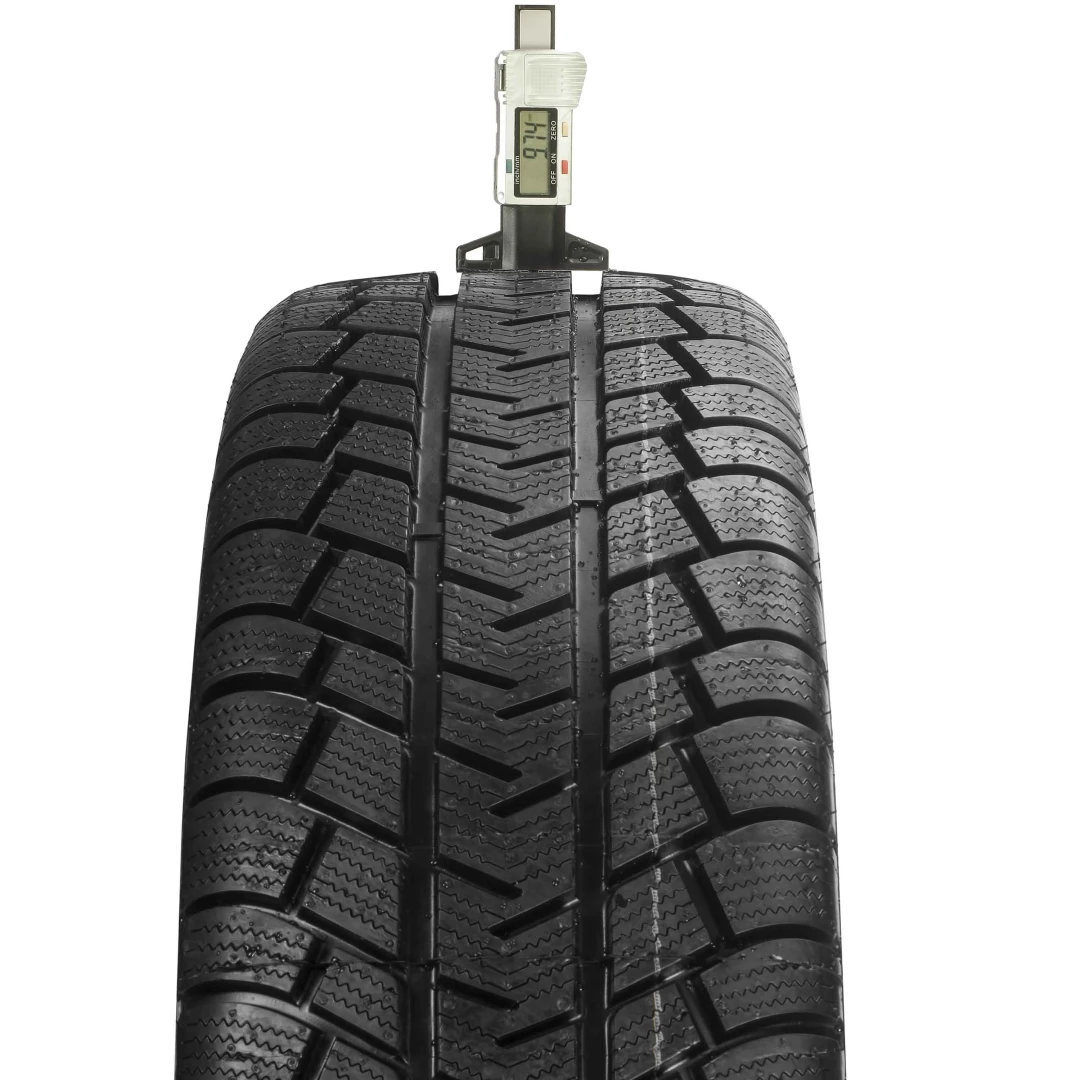 235/60R18 opona bieżnikowana TARGUM SNOWSUVER 2 FR 103T