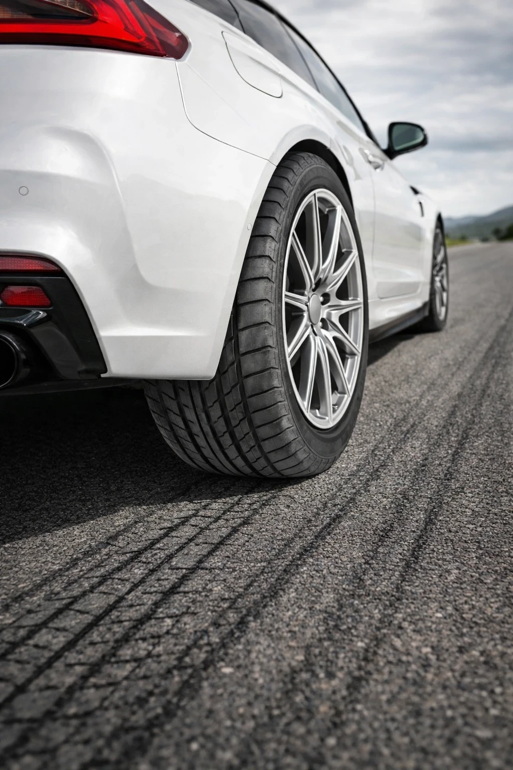 225/45R17 opona bieżnikowana RADBURG V71 SOFT 91V